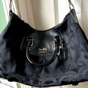 Coach bag in great used condition black